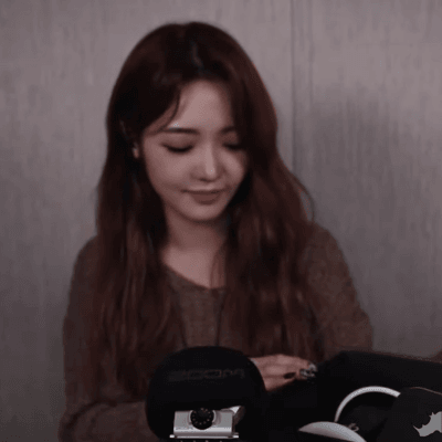 프로미스나인 3DIO마이크 언방식 ASMR.gif | 인스티즈