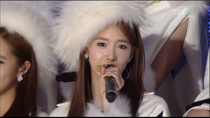 너무 이뻐서 깜짝 놀랐던 윤아 레전드 무대 | 인스티즈