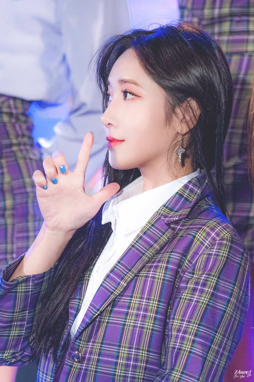 [러블리즈] 크리스마스는 덕질과 함께 할 생각이라서 지애 | 인스티즈