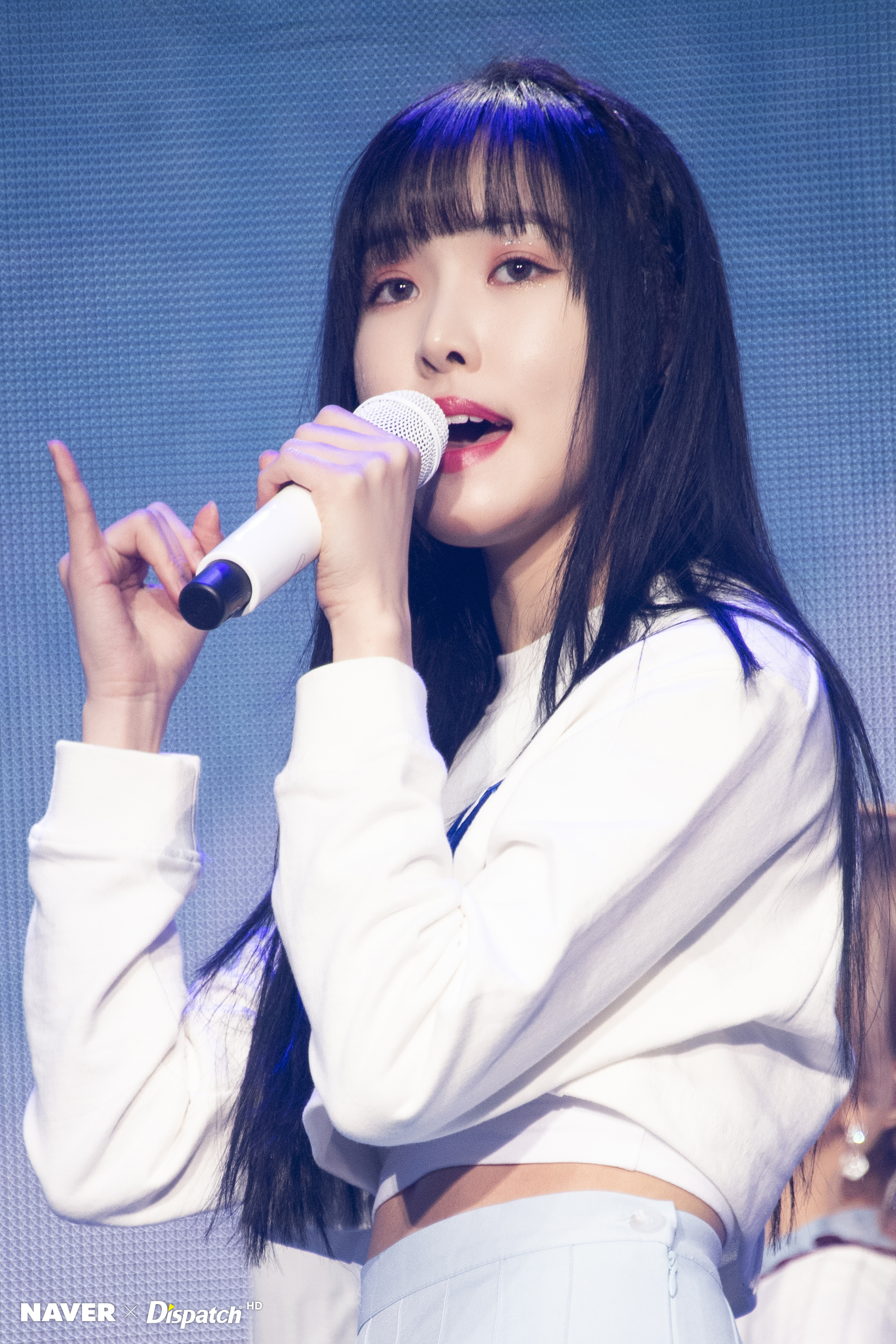 팬미팅에서 다들 은근히 미인이었던 여자친구.dispatch | 인스티즈