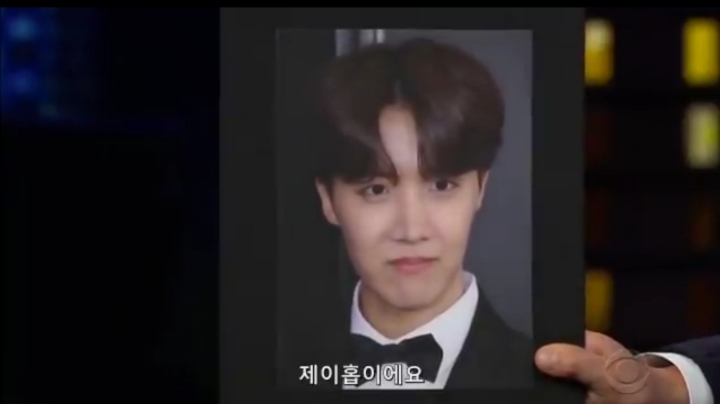 오늘자 미국 토크쇼에서 방탄소년단 팬이라는 맥스 밍겔라 | 인스티즈