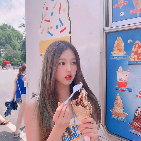 한달전 NY에서 행복한 시간 보냈던 아이즈원 | 인스티즈