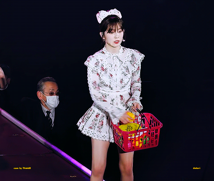 레드벨벳 아이린 제구력.gif | 인스티즈