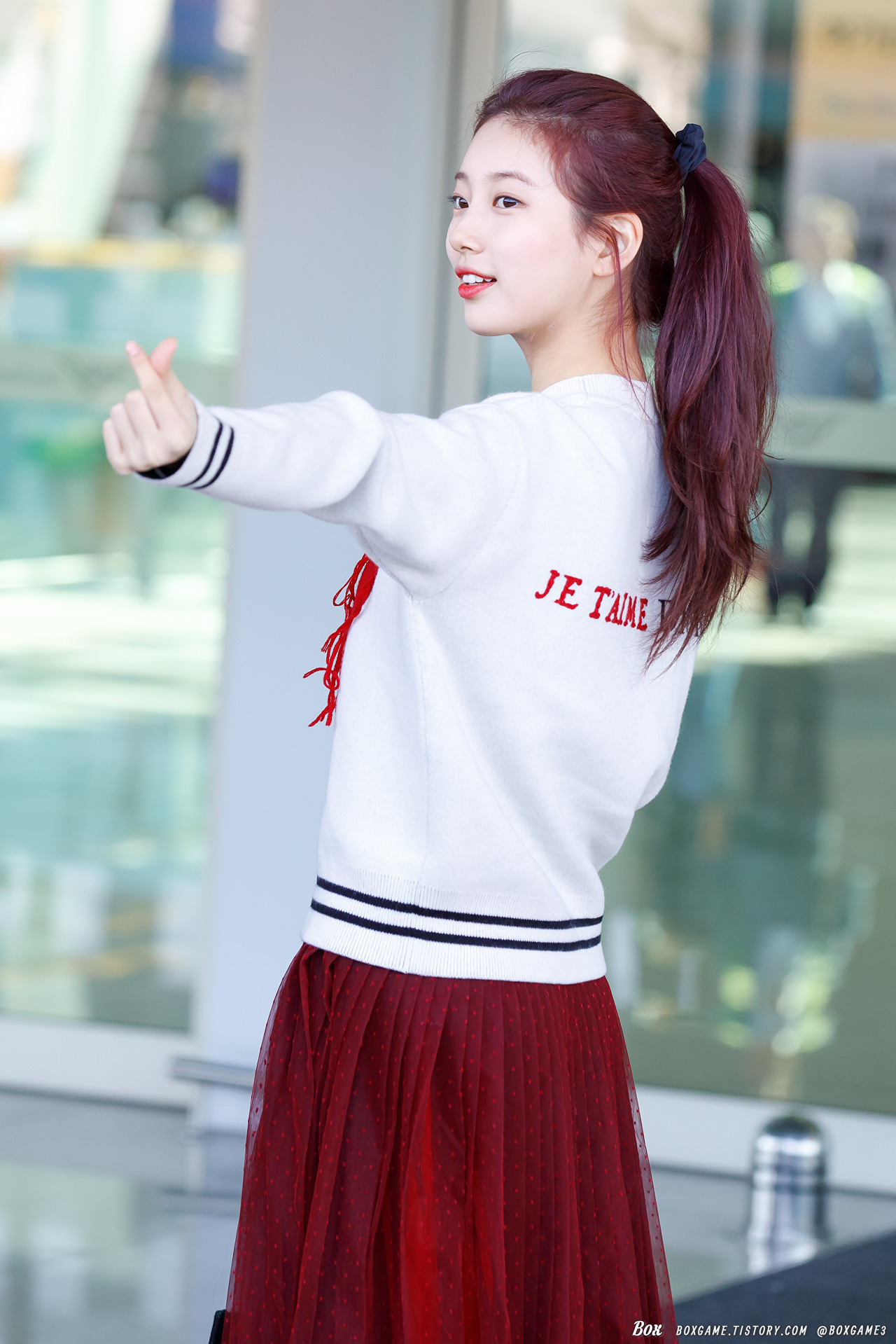 어제 인천공항 포니테일 수지.jpg | 인스티즈