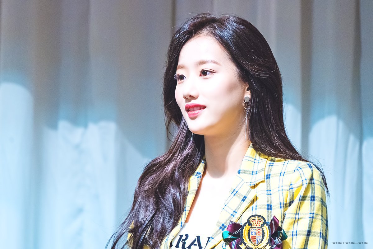 화관쓴 에이프릴 나은이.jpg | 인스티즈