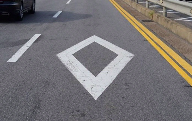 운전자들이 생각보다 잘 모르는 노면 표시.jpg | 인스티즈