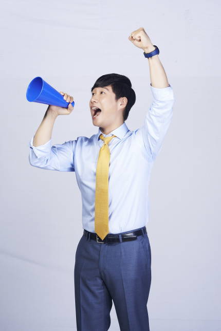 이분도 마음만 먹으면 전현무처럼 어린 여자 아나운서랑 연애 가능 vs 불가능 | 인스티즈