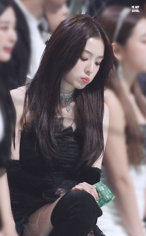 섹시함 절정찍은 아이린.gif | 인스티즈