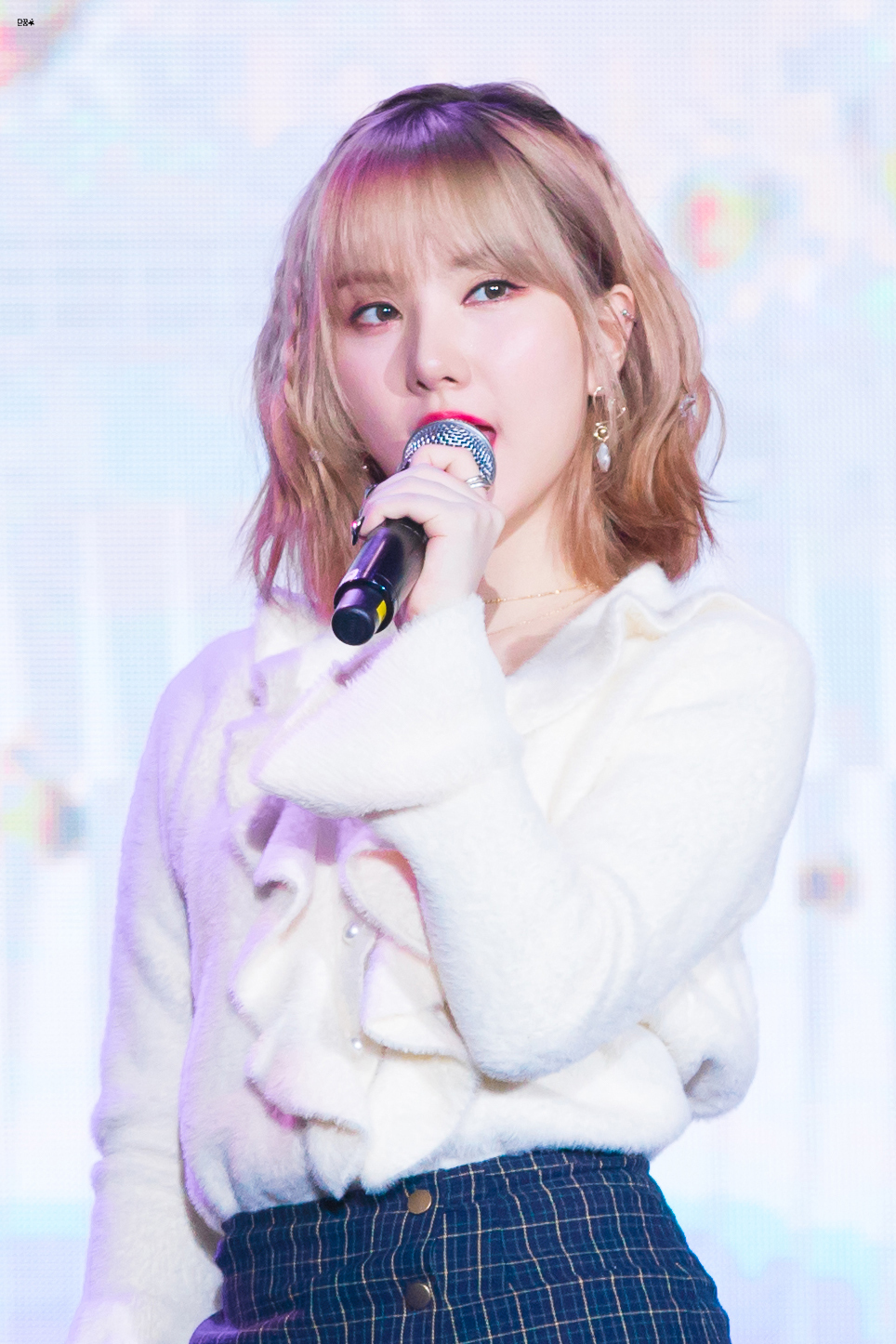 은근히 깜찍이인 듯한 여자친구 은하.jpgif | 인스티즈