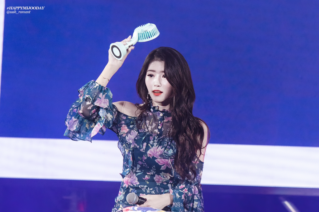 [러블리즈] 생일이 끝나가서 미주 | 인스티즈