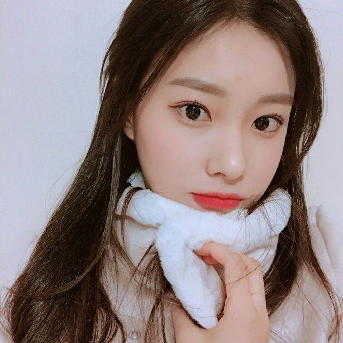 데뷔전 강혜원.jpg | 인스티즈