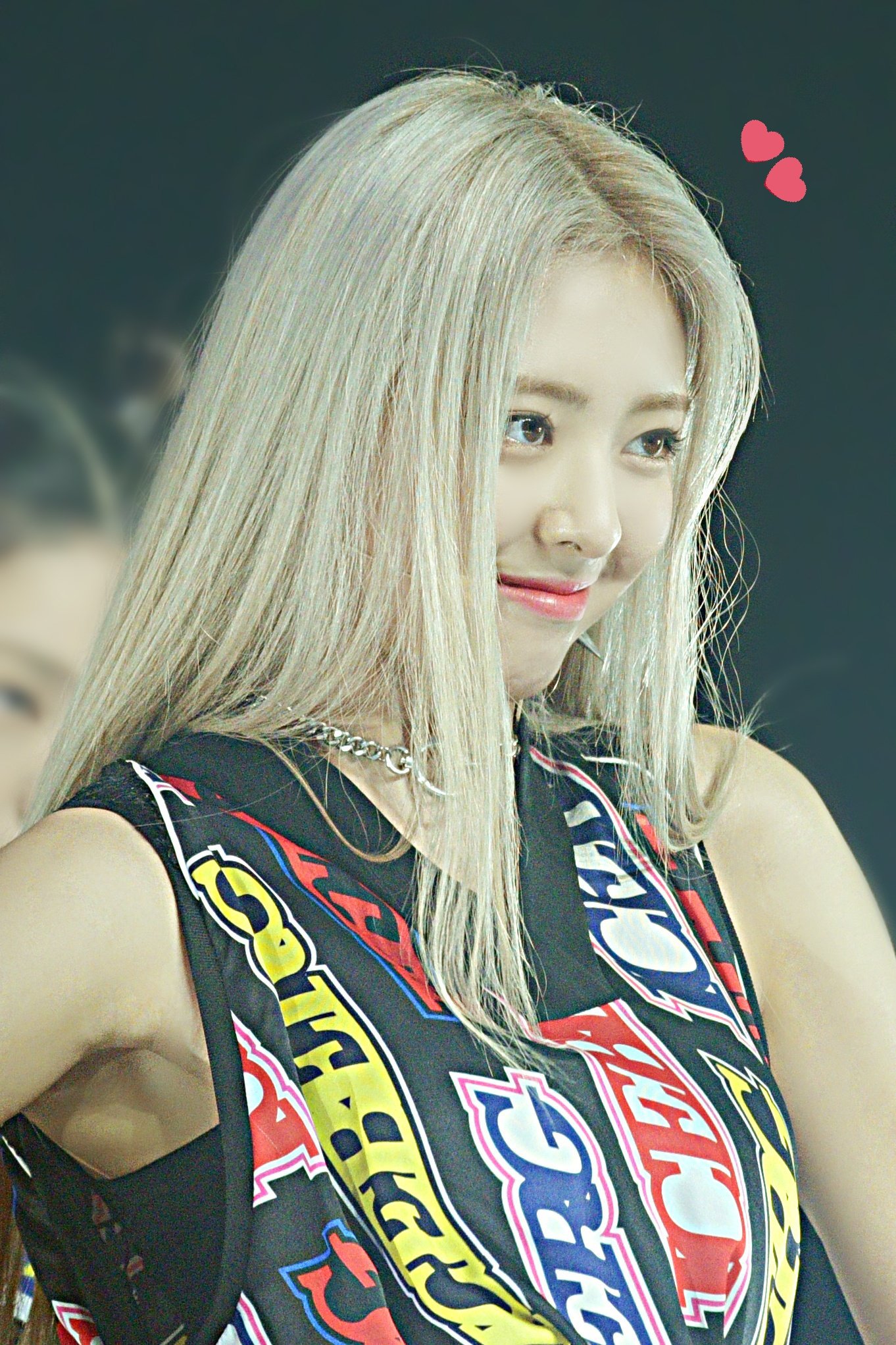 금발머리 ITZY 유나.jpgif | 인스티즈