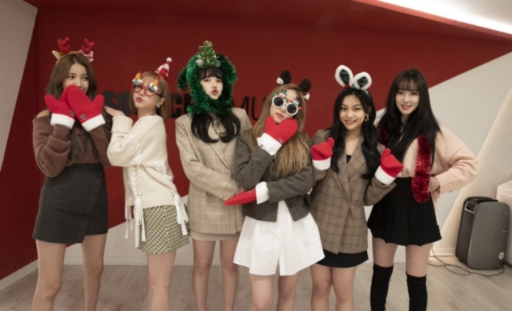 산타로 변한 여자친구💝 | 인스티즈