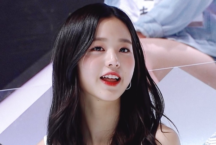 역대 걸그룹 비주얼 멤버 중 가장 예쁜 여자 ㄷㄷ | 인스티즈