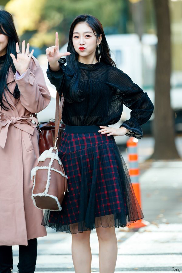 [러블리즈] 피로가 쌓이는 기분이 들어서 지수 | 인스티즈