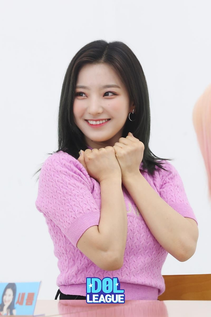 자기 전에 모두들 굿나잇하시라는 의미로 이새롬 사진.jpgif | 인스티즈