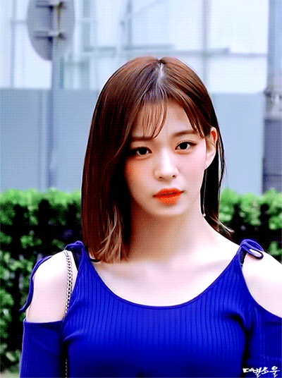 이목구비가 참 시원시원한 이채영.jpgif | 인스티즈