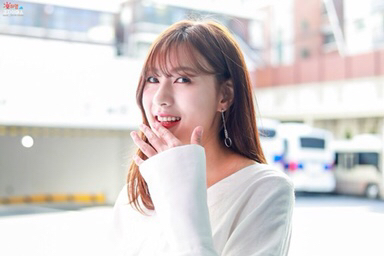 한달 뒤면 10년차인데 반오십 되는 여자 아이돌.jpg | 인스티즈