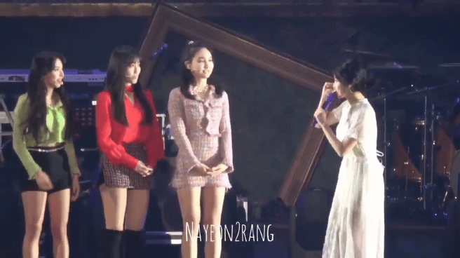 데뷔전부터 JYP와 아주 인연이 깊은 아이유 | 인스티즈