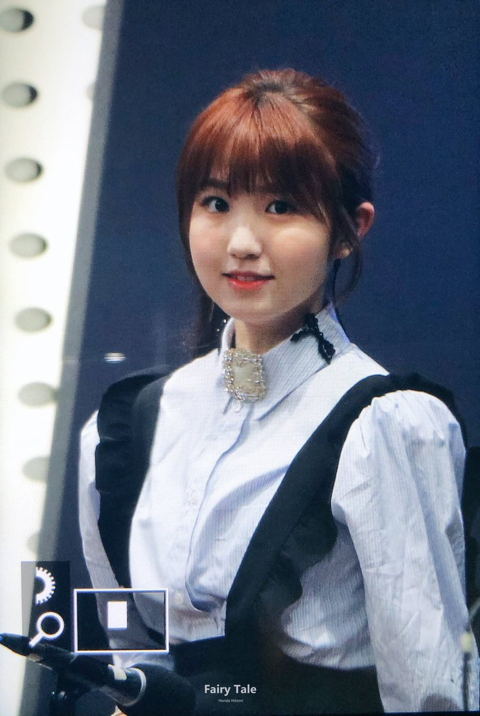 아이즈원) 오늘도 볼디션 최상급인 치즈덕후 히토미 | 인스티즈