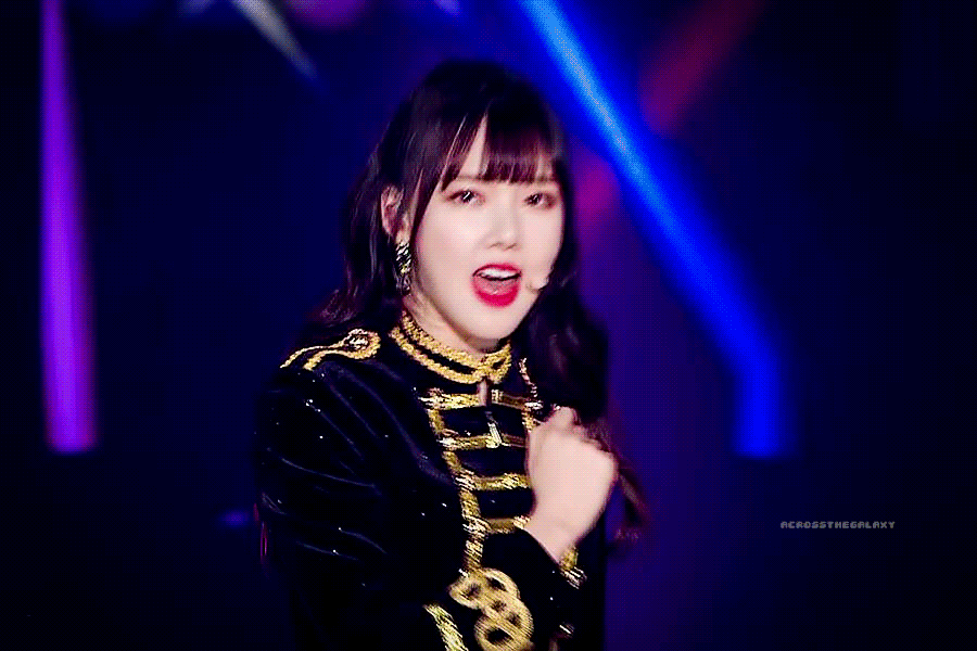 가만보니 은근히 미인인거 같은 여자친구 예린이.jpgif | 인스티즈