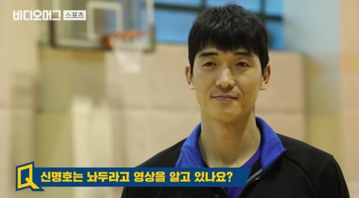 ??? : 신명호는 놔두라고..!!! | 인스티즈