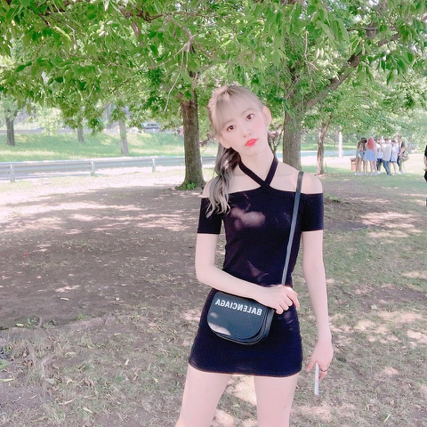 한달전 NY에서 행복한 시간 보냈던 아이즈원 | 인스티즈