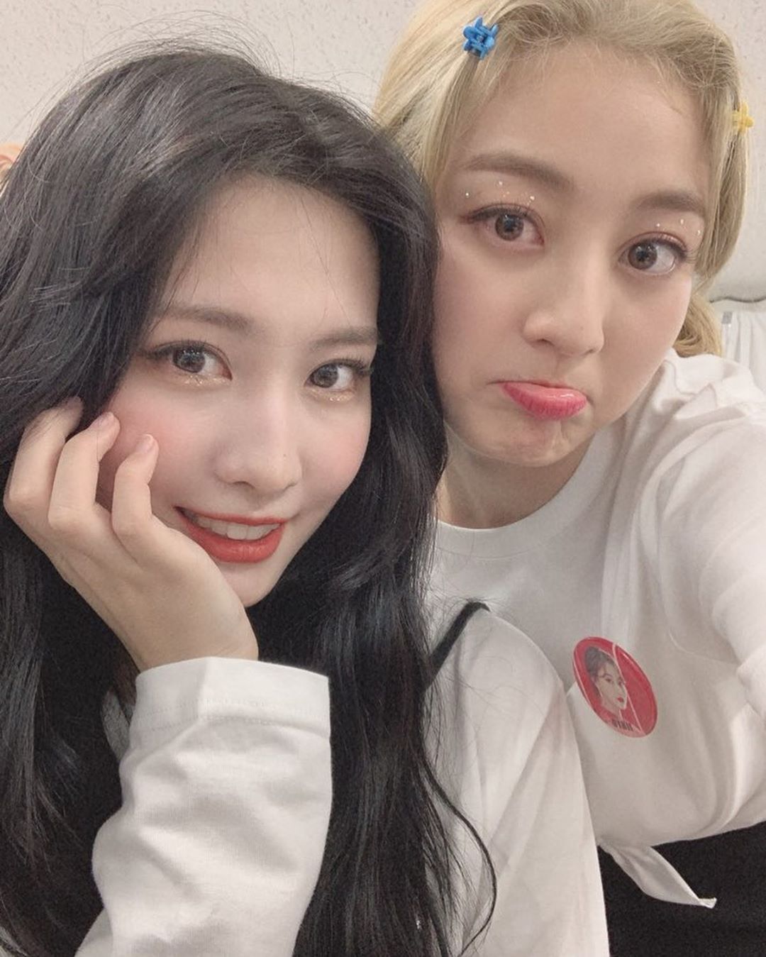 모모 생일 축하하는 트와이스 지효 인스타그램 | 인스티즈