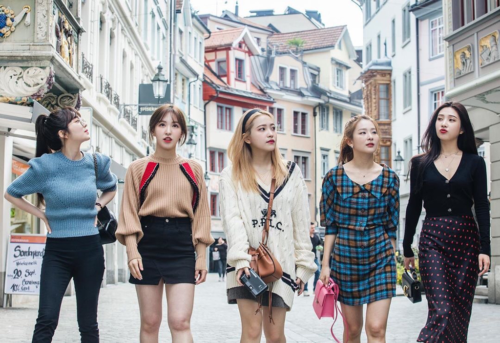 스위스 여행 중 레드벨벳 멤버들 중 제일 행복해 보이는 웬디.jpg | 인스티즈