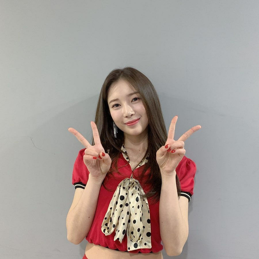 오늘자 에이프릴 윤채경 인스타 | 인스티즈