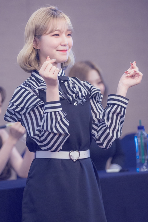 오늘 배텐에 출연하는 프로미스나인 백지헌 | 인스티즈