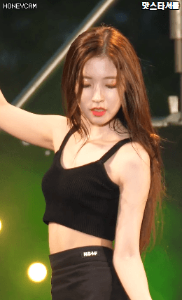 땀 흘리는 오마이걸 아린 .gif | 인스티즈