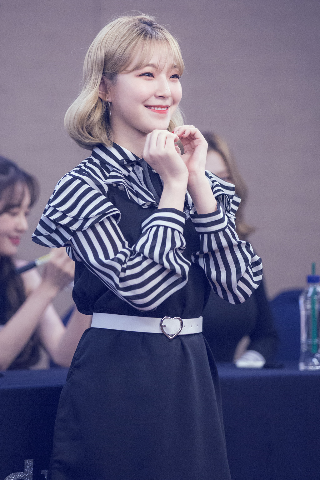 점점예뻐지는 프로미스나인 막내 백지헌 | 인스티즈