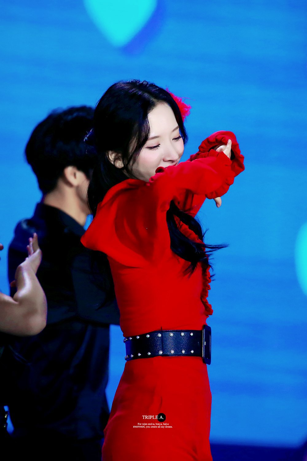 머리 묶은 우주소녀 보나.jpg | 인스티즈