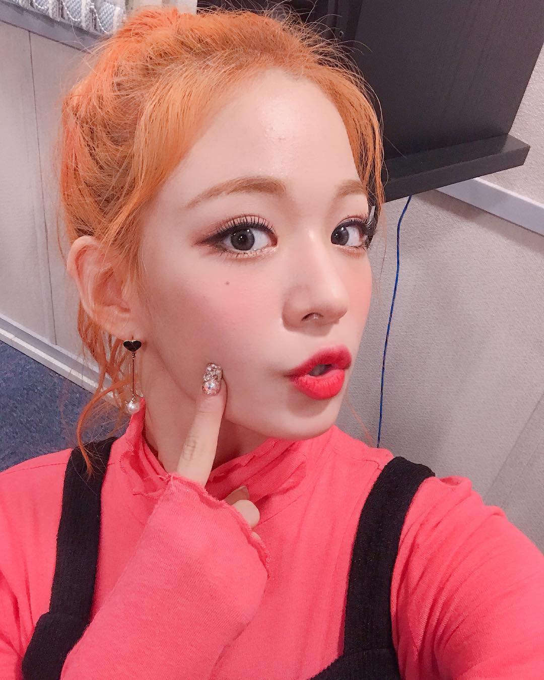 내일 수능보는 프로미스나인 이채영 | 인스티즈