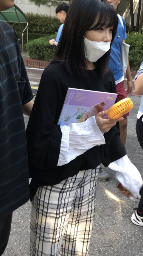 행복한 에이핑크 정은지 라디오+뮤뱅 퇴근.jpgif | 인스티즈