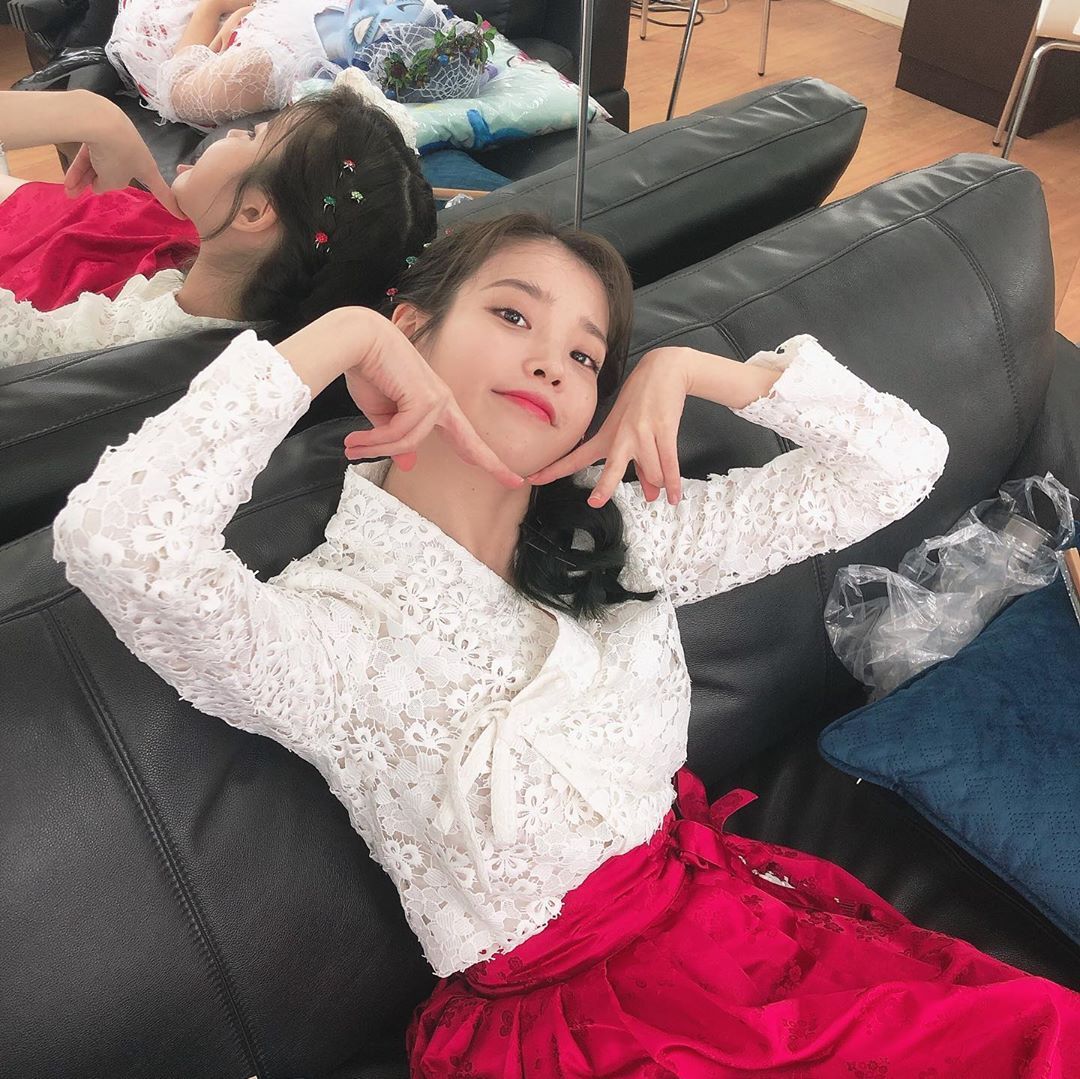 오늘자 아이유 인스타 | 인스티즈