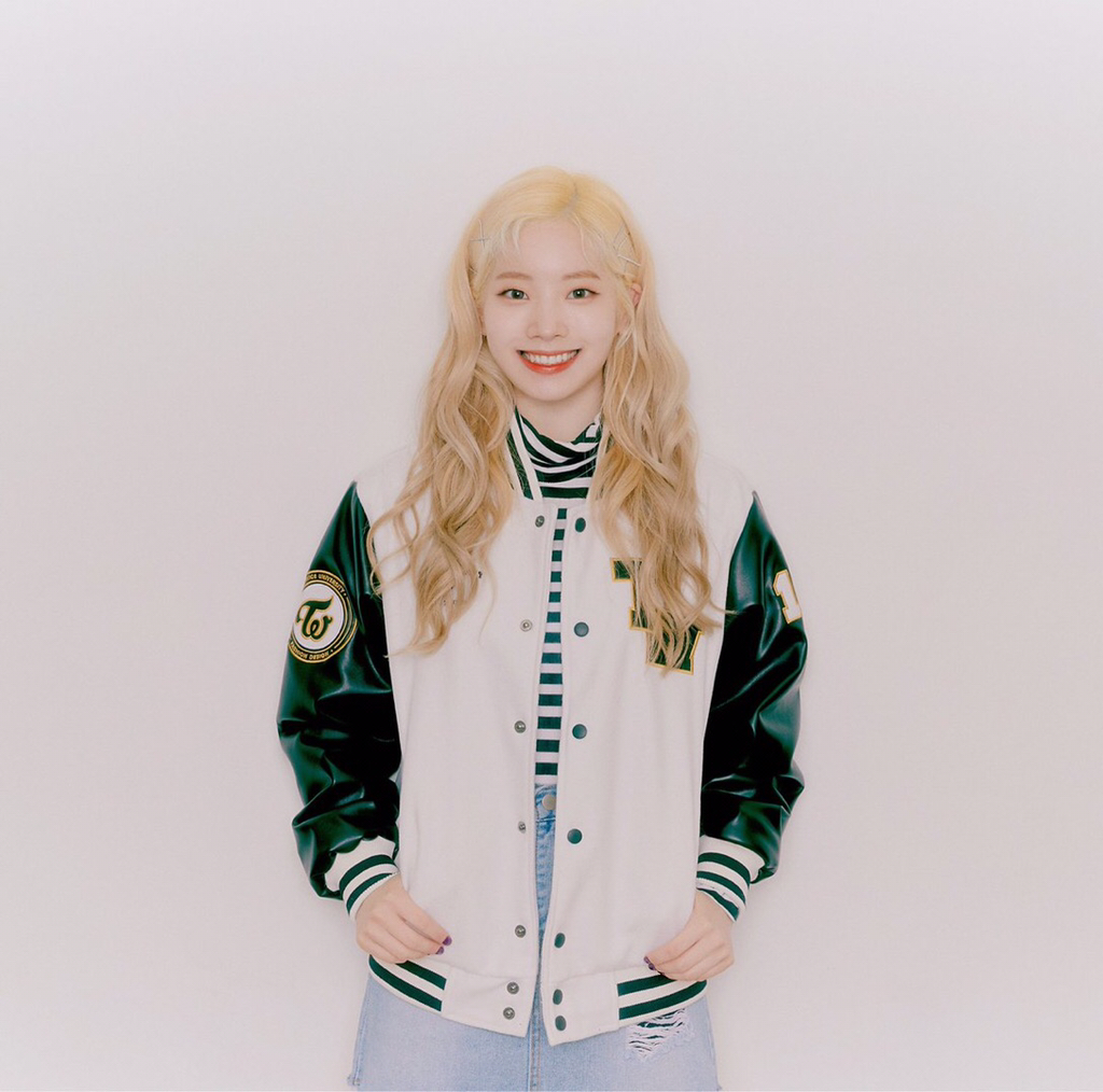 트와이스 다현이 척하는 백곰 🐻 | 인스티즈