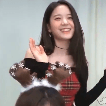 V앱 셀럽티비 연애소녀에 출연한 프로미스나인 | 인스티즈