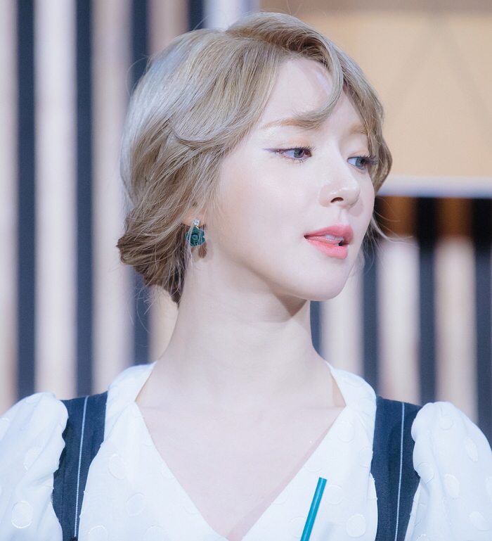 은근히 이쁜 前AOA 초아 | 인스티즈