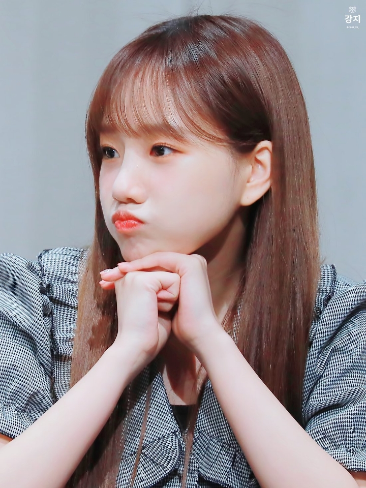 심심해서 올려보는 아이즈원 조유리 | 인스티즈