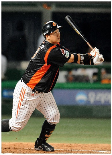 방망이든 이대호 20명vs호랑이 1마리 | 인스티즈