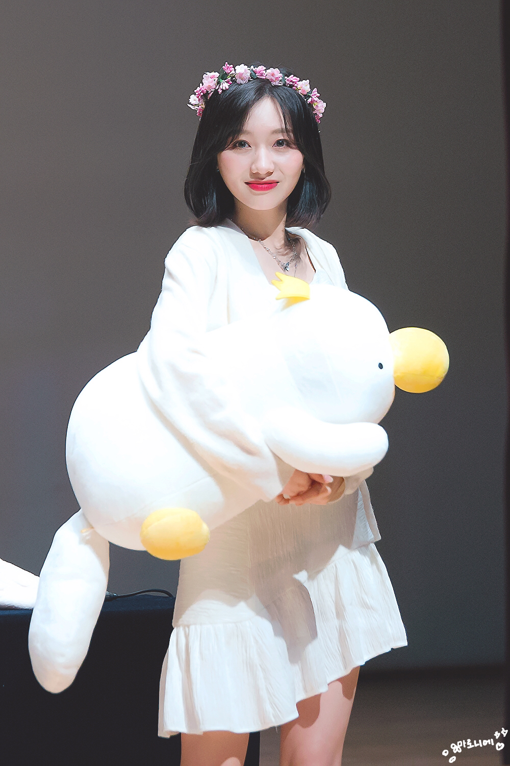 [러블리즈] 월요일이 또 찾아와서 수정이 | 인스티즈