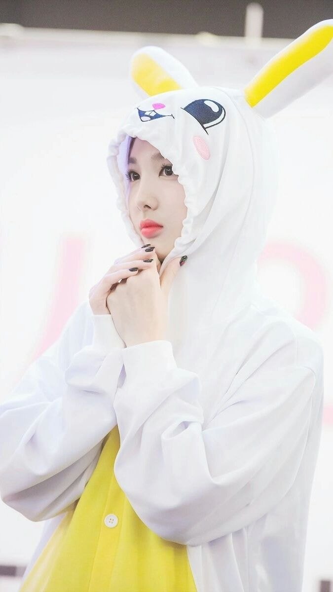 토끼 그 자체인 확신의 토끼상 트와이스 나연 | 인스티즈