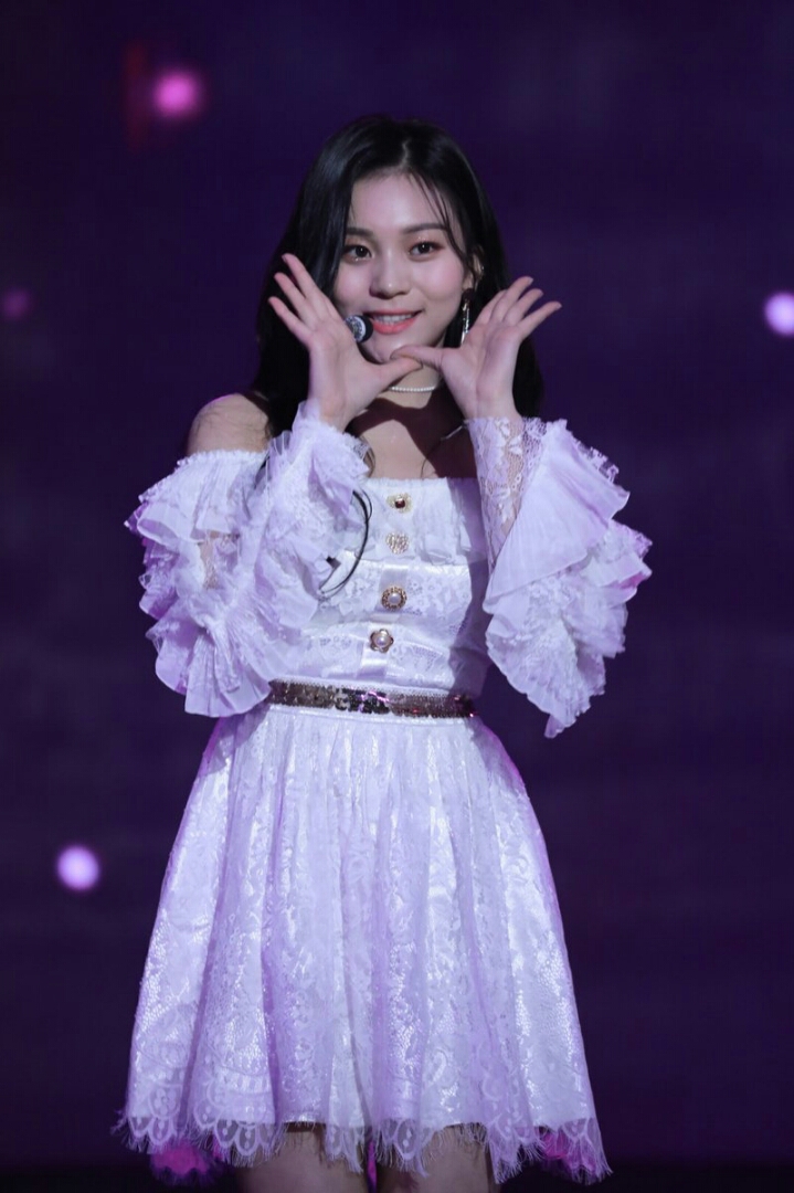 어제자 여자친구 mbc연기대상 시상&amp;축하공연.jpg | 인스티즈