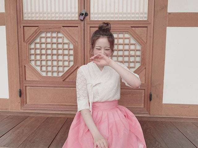 모두들 크리스마스에 이렇게 화알짝 웃으시란 의미로 장규리.jpgif | 인스티즈