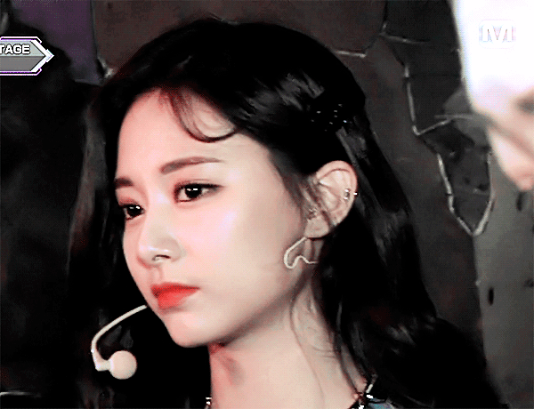 엠카운트다운 백스테이지 박살내는 트와이스 쯔위 미모수준 | 인스티즈