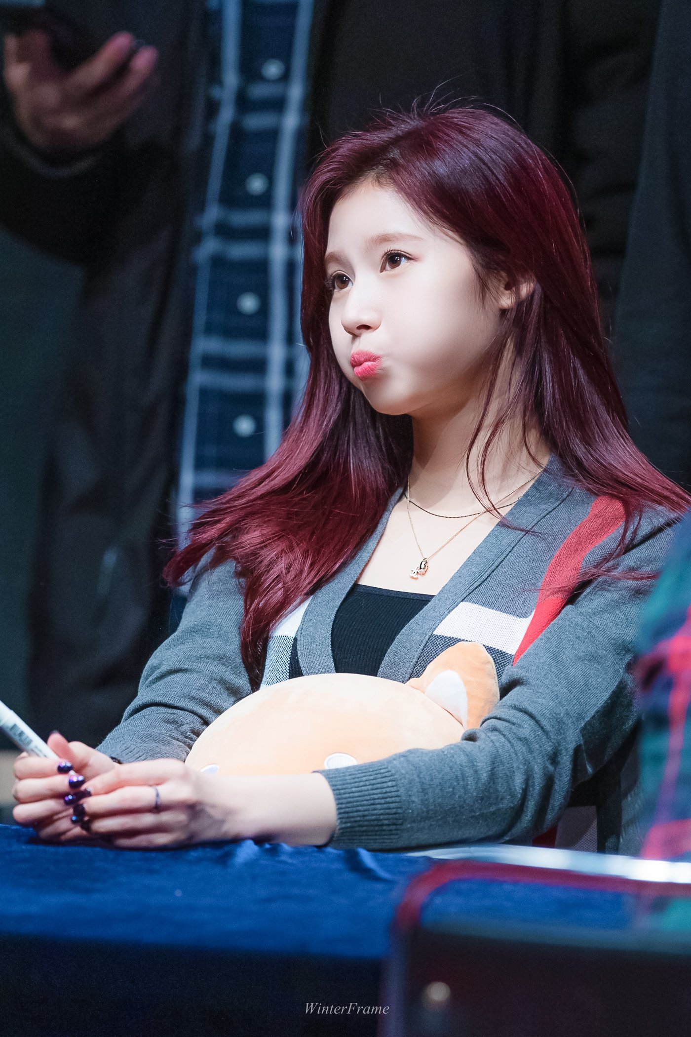 오늘이 생일인 트와이스 사나.jpgif | 인스티즈