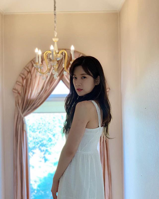 [에이핑크] 여유로운 생일을 보내고 있어서 박초롱 | 인스티즈