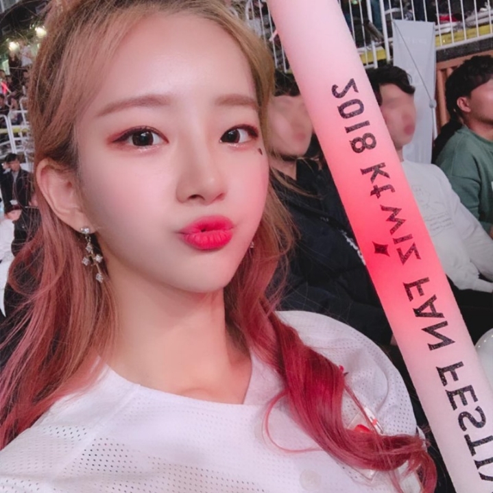 치어리더 김진아 | 인스티즈